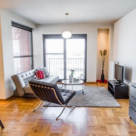 Modern Apartment In City Center Красков Екстериор снимка